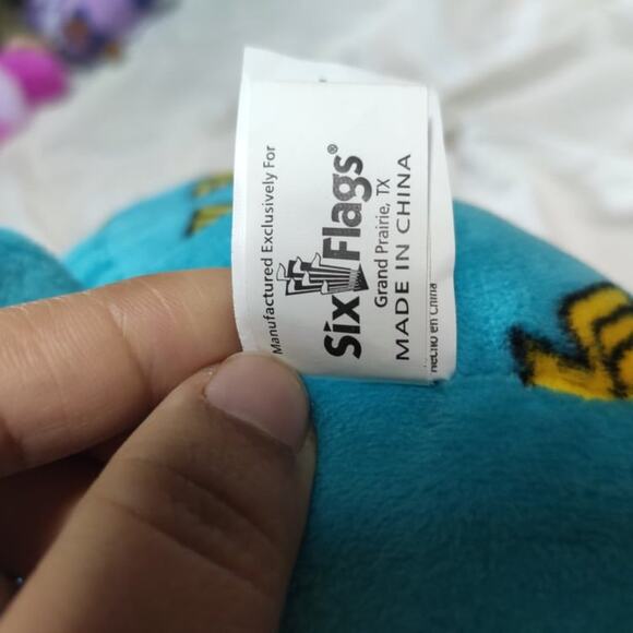 Six Flags Wonder Women Blue Teddy Bear Justice League DC Comics 14 Iches - Picture 4 of 4